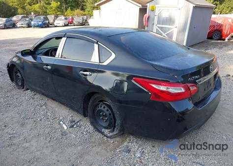 2016 Nissan Altima 2.5/2.5 S/2.5 Sl/2.5 Sr/2.5 Sv z USA, uszkodzony, nr VIN 1N4AL3AP2GN315118